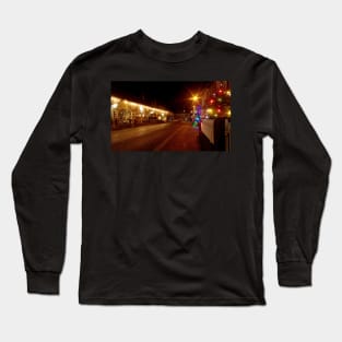 castleton in derbyshire  christmas Long Sleeve T-Shirt